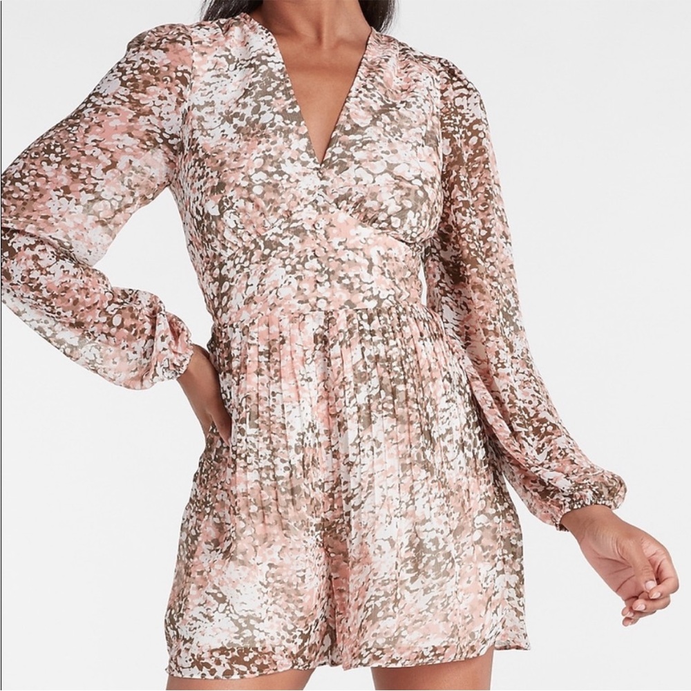 Express Abstract Print Long Sleeve Smocked Open Back Pleated Romper